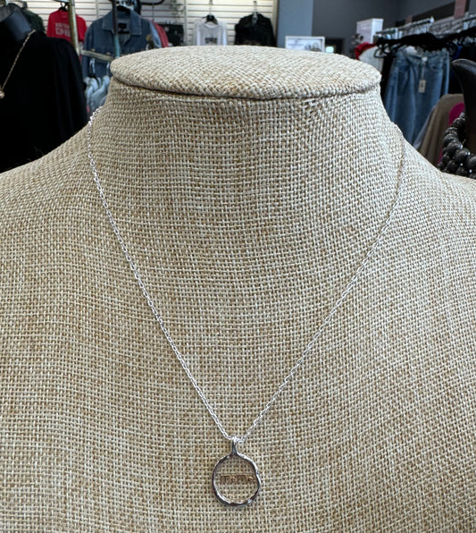 Silver ‘mama’ necklace